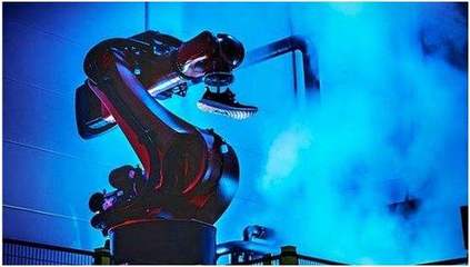 告别荧屏，拥抱数字 阿迪达斯如何借力数字广告与潮流文化重塑年轻市场